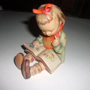 Goebel Hummel "Book Worm" Girl Reading Book Vintage